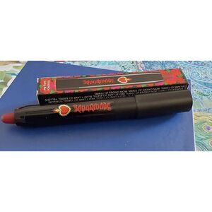 BNIB~Reina Rebelde Tremenda Bold Lip Color Stick